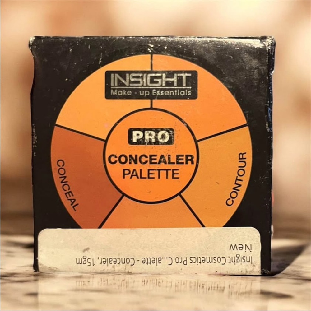 New Insight Pro Concealer Palette - Black and Orange
